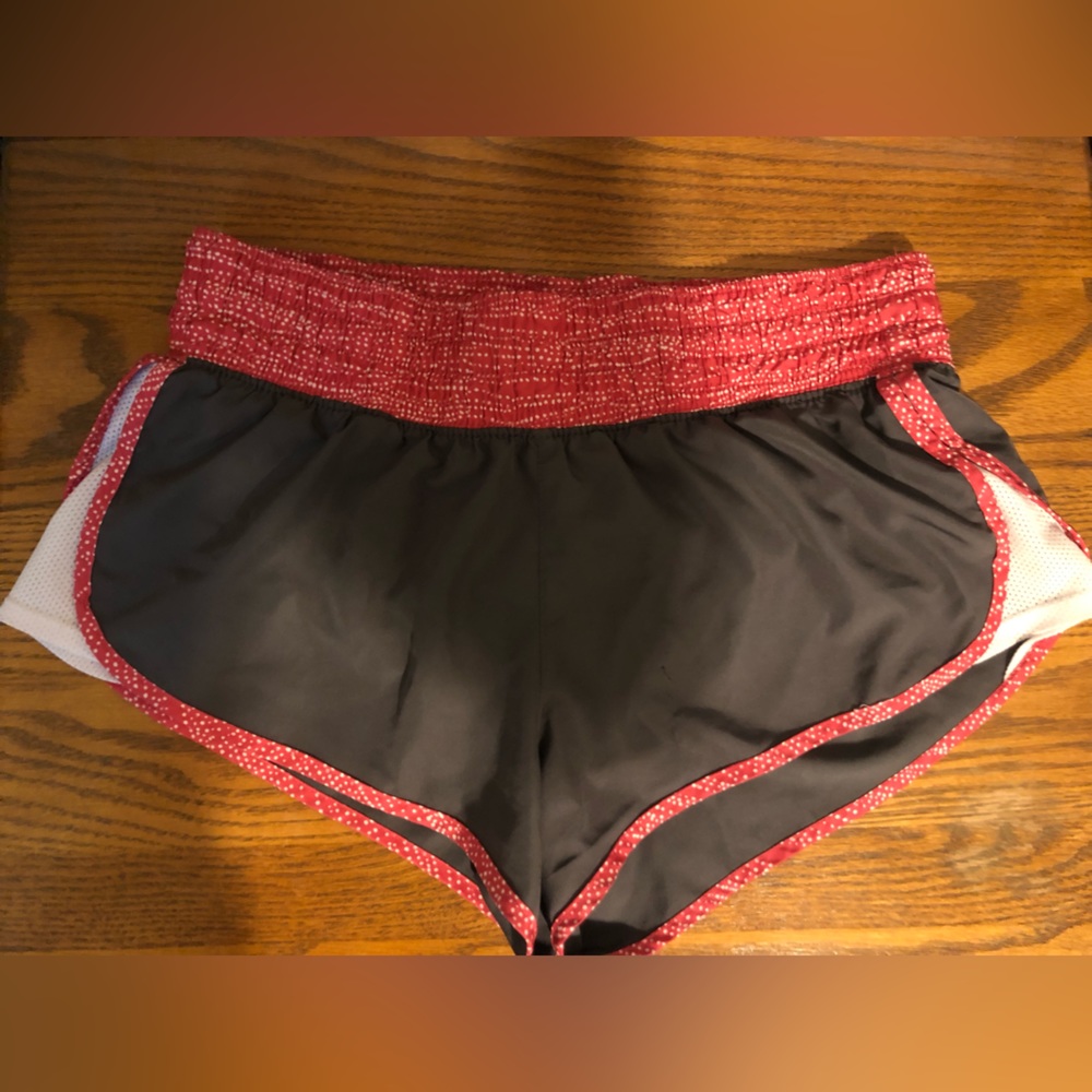 Juniors SO athletic shorts Size M